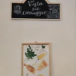 Vista Sul Carruggio, Centro Storico Di