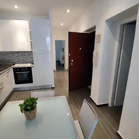 Vista Sul Carruggio, Centro Storico Di *