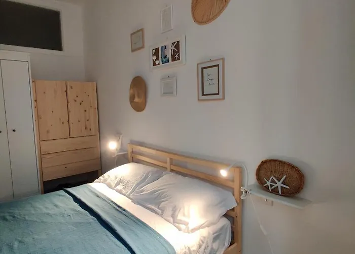 Vista Sul Carruggio, Centro Storico Di Lejlighed