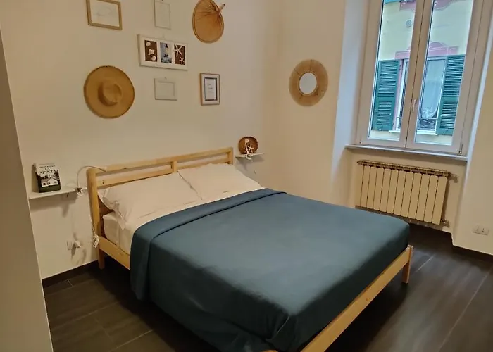 Vista Sul Carruggio, Centro Storico Di Chiavari